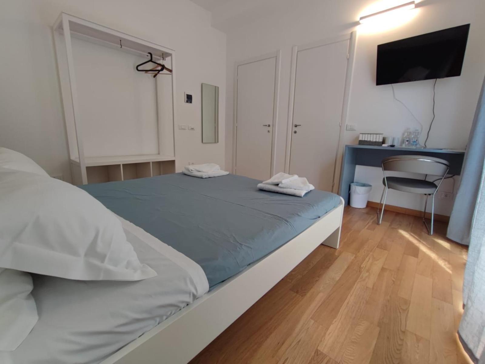 5 Terre Inn Affittacamere La Spezia Bagian luar foto