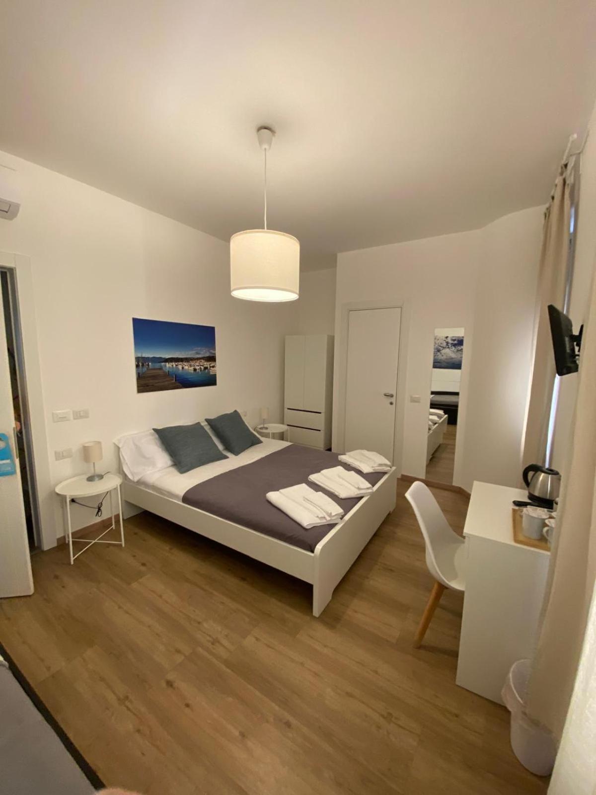 5 Terre Inn Affittacamere La Spezia Bagian luar foto